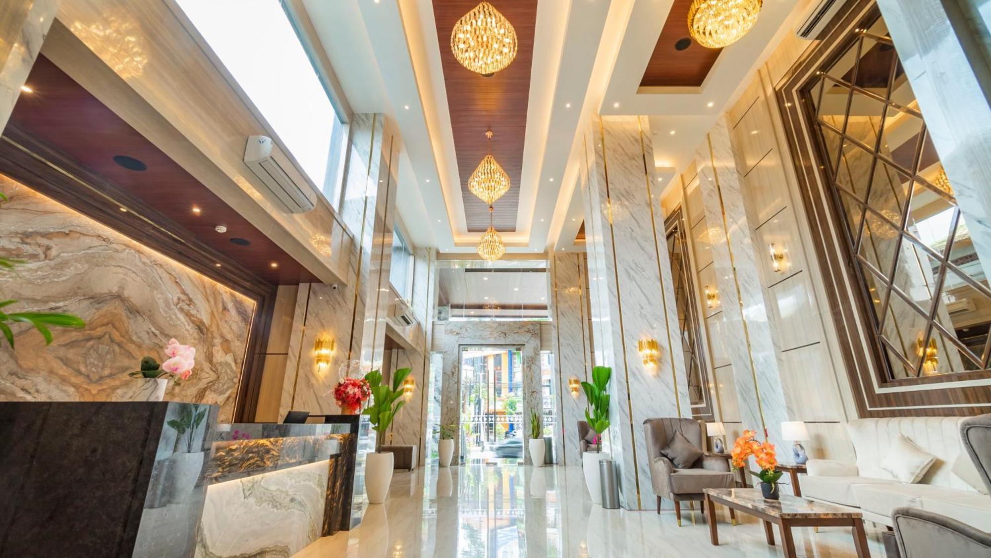 City Of Aventus Hotel - Denpasar Esterno foto