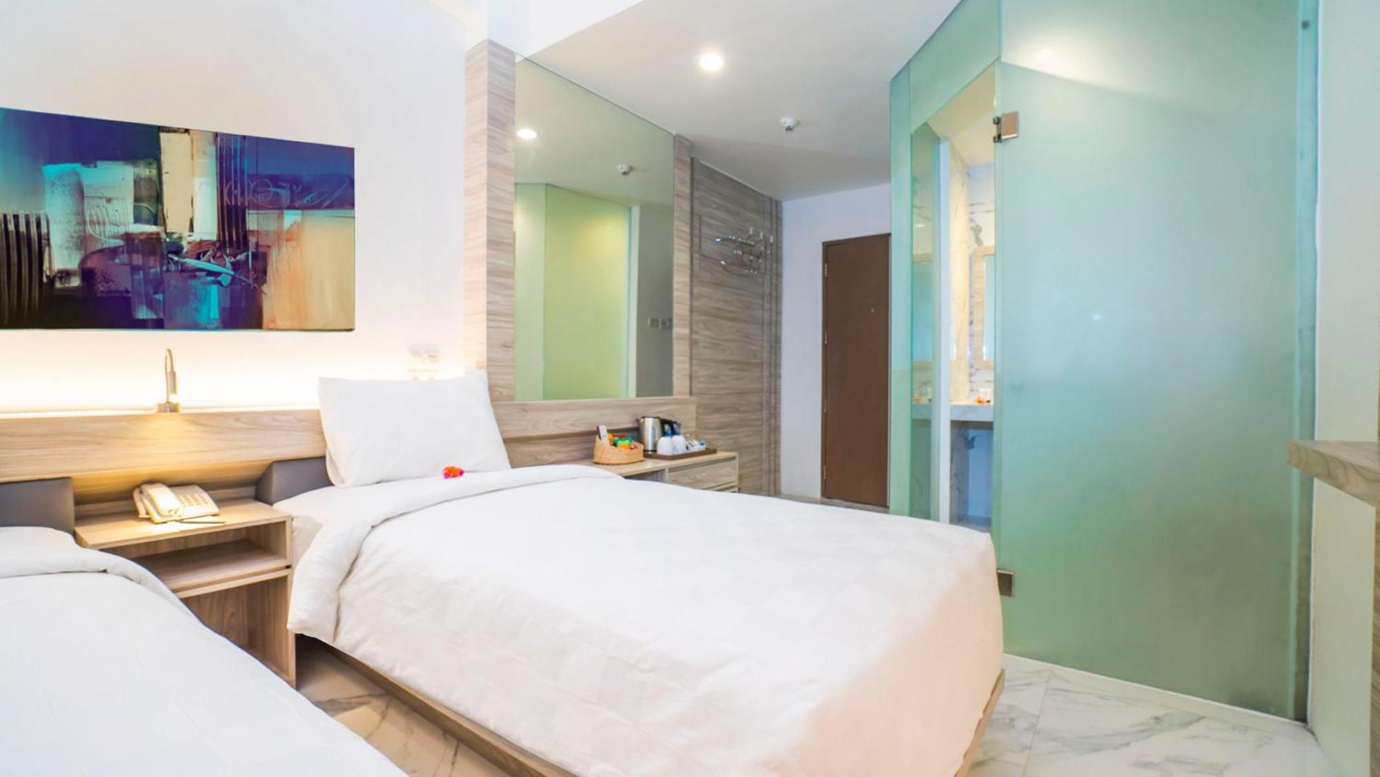 City Of Aventus Hotel - Denpasar Esterno foto